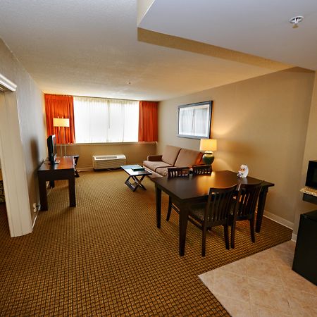 Holiday Inn & Suites Boston Peabody, An Ihg Hotel Kültér fotó